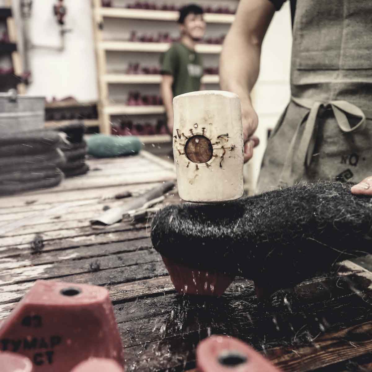 sohle classic-pantoffeln-mit-gummisohle-graphit #farbe_graphit