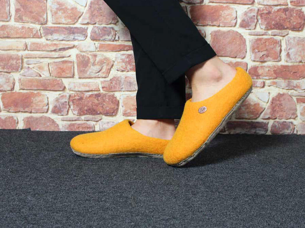 7 footprint-der-barfusshausschuh-orange #farbe_orange