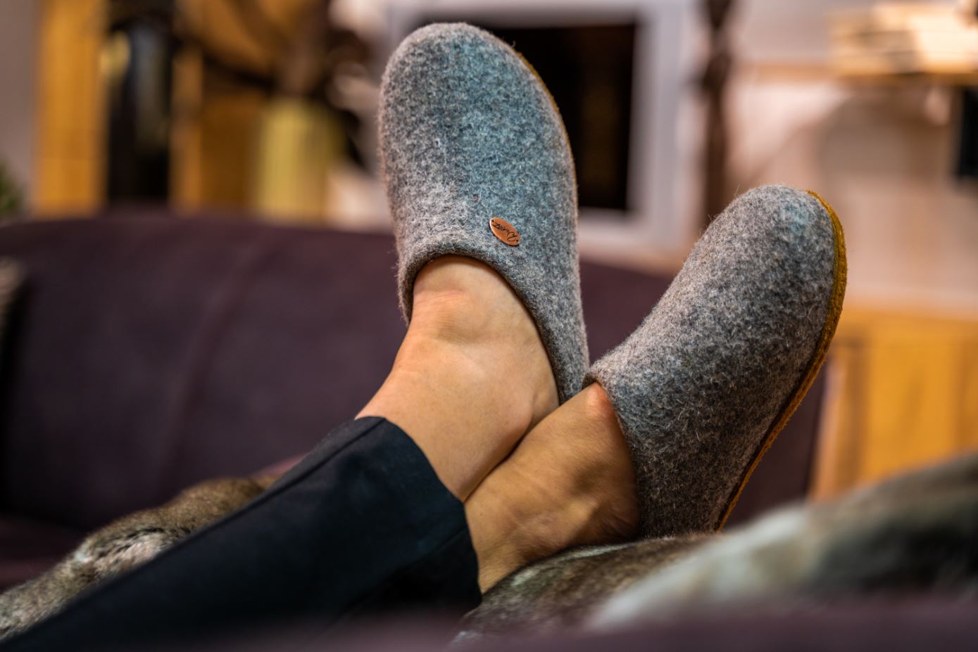 5 classic-schmal-handgefilzte-pantoffeln-mit-einlegesohle-hellgrau #farbe_hellgrau